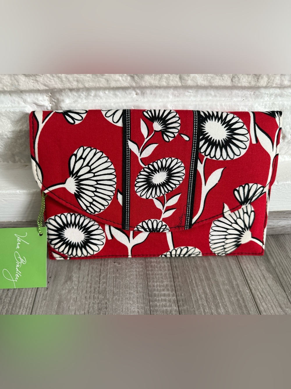 Vera Bradley Deco Daisy Travel Envelope NWT